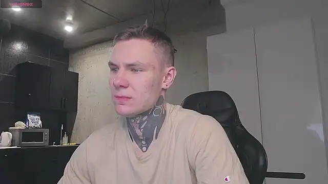 Snapshot of Lechery_boy chatting on January 21, 7:26 am Lechery boy online show from January 21, 7:26 am