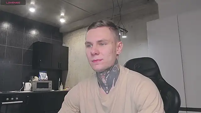 Snapshot of Lechery_boy chatting on January 21, 5:09 pm Lechery boy online show from January 21, 5:09 pm