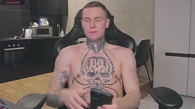 Snapshot of Lechery_boy chatting on January 22, 7:57 am Lechery boy online show from January 22, 7:57 am