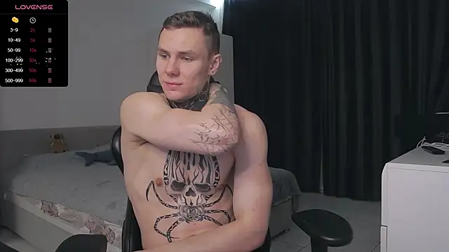 Snapshot of Lechery_boy chatting on January 27, 6:31 pm Lechery boy online show from January 27, 6:31 pm