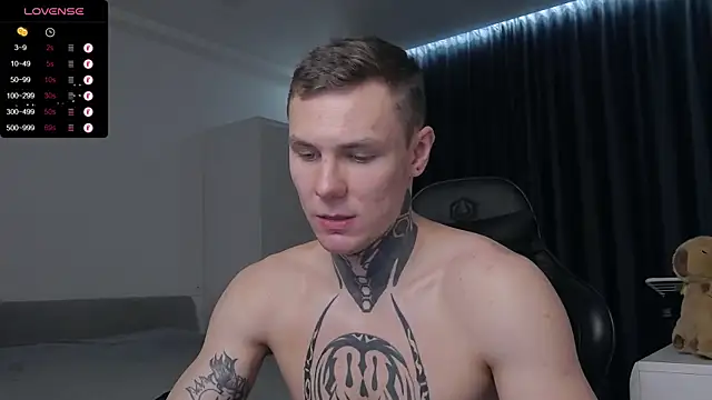 Snapshot of Lechery_boy chatting on January 31, 6:36 pm Lechery boy online show from January 31, 6:36 pm