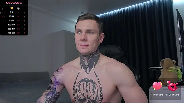 Snapshot of Lechery_boy chatting on February 8, 7:49 pm Lechery boy online show from February 8, 7:49 pm