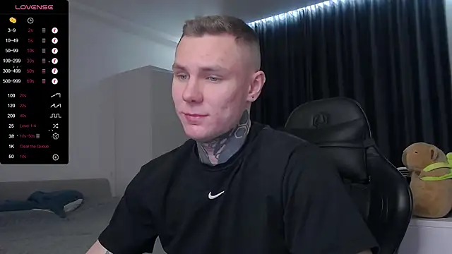 Snapshot of Lechery_boy chatting on February 13, 5:01 pm Lechery boy online show from February 13, 5:01 pm