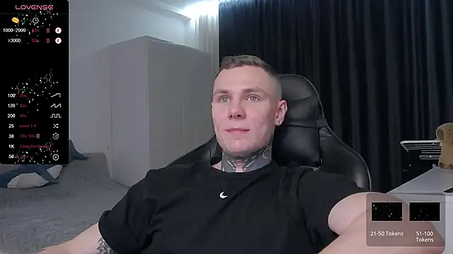 Snapshot of Lechery_boy chatting on February 14, 7:44 pm Lechery boy online show from February 14, 7:44 pm