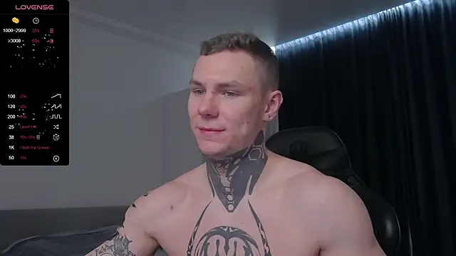 Snapshot of Lechery_boy chatting on February 25, 1:20 am Lechery boy online show from February 25, 1:20 am