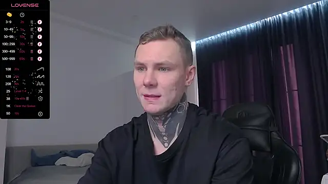 Snapshot of Lechery_boy chatting on February 27, 6:50 am Lechery boy online show from February 27, 6:50 am