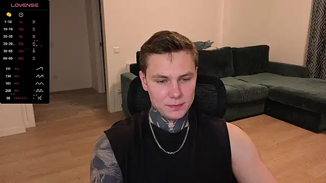 Snapshot of Lechery_boy chatting on October 11, 6:45 am Lechery boy online show from October 11, 6:45 am