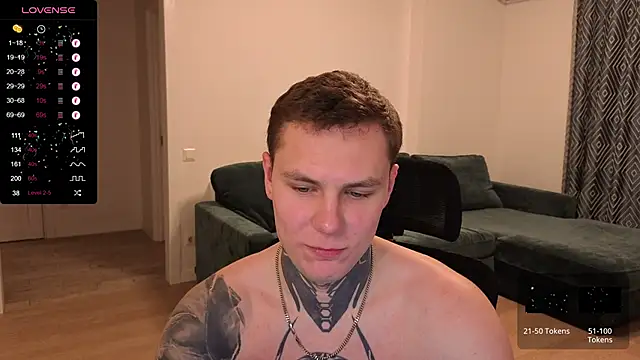 Snapshot of Lechery_boy chatting on November 22, 11:37 pm Lechery boy online show from November 22, 11:37 pm