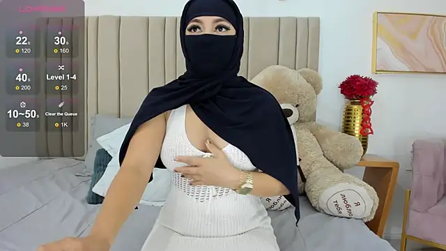 Snapshot of izadii chatting on March 14, 9:54 pm izadii online show from March 14, 9:54 pm