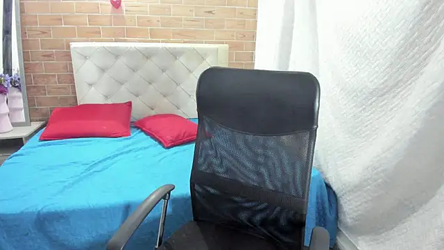 MIKE HUNTER7 online show from February 12, 12:22 pm