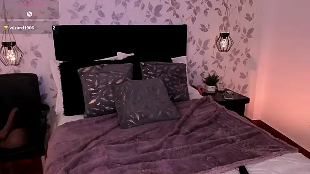 Nathaly-Lopez online show from September 30, 1:49 pm