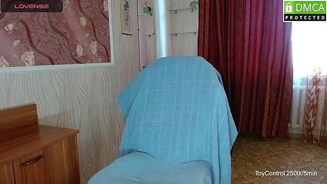 Linda Ernestine online show from April 21, 7:03 am