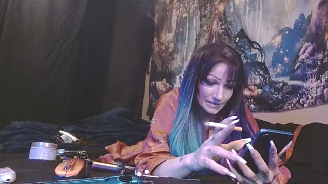 Snapshot of HighCityHoney chatting on February 11, 10:28 pm HighCityHoney online show from February 11, 10:28 pm