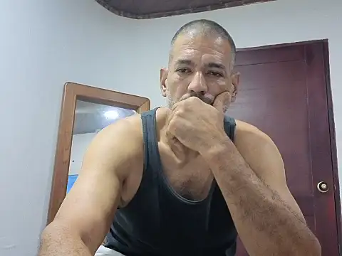 jackbigcock11 online show from February 24, 3:26 am