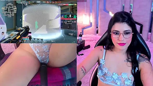 Snapshot of ValentinaGames chatting on December 28, 7:22 am ValentinaGames online show from December 28, 7:22 am