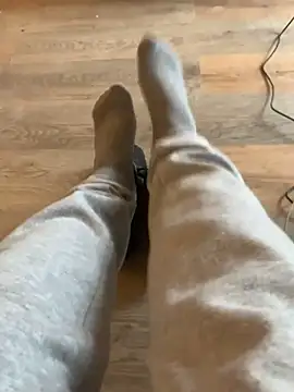 footsy35 online show from March 31, 8:04 am