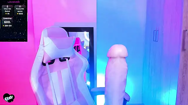 Saskyaa online show from March 22, 7:53 pm