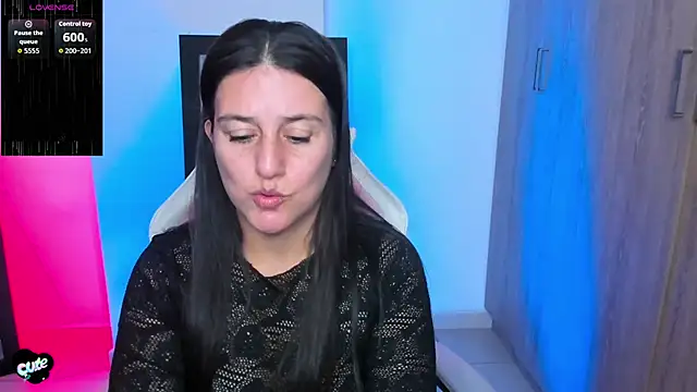 Saskyaa online show from October 1, 2:06 am