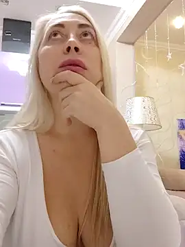 HotJanet online show from January 27, 5:04 pm