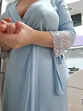 HotJanet online show from January 13, 9:47 am