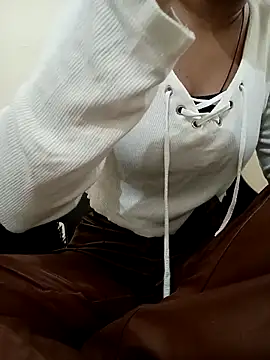 Snapshot of sweet_jia23 chatting on November 8, 5:07 am sweet jia23 online show from November 8, 5:07 am