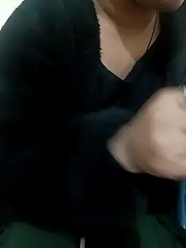 Snapshot of sweet_jia23 chatting on December 15, 5:12 am sweet jia23 online show from December 15, 5:12 am