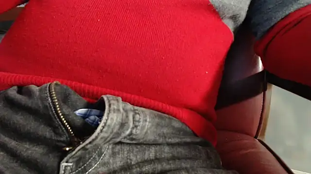 smoothandtiny online show from March 14, 7:26 am