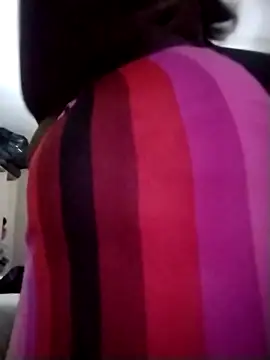 Snapshot of MATUREBUSSTY chatting on October 24, 4:58 pm MATUREBUSSTY online show from October 24, 4:58 pm