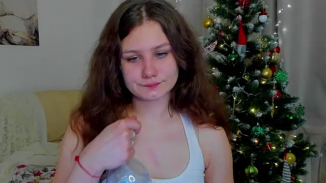 Snapshot of Charlotte_wow chatting on January 17, 3:43 pm Charlotte wow online show from January 17, 3:43 pm