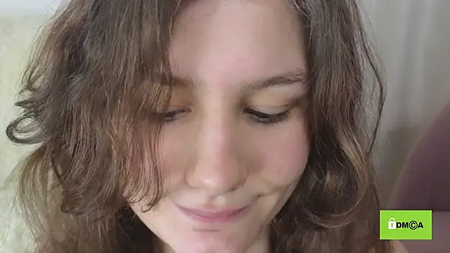 Snapshot of Charlotte_wow chatting on February 10, 7:28 pm Charlotte wow online show from February 10, 7:28 pm