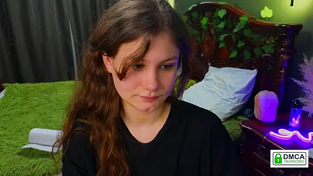 Snapshot of Charlotte_wow chatting on March 4, 11:22 pm Charlotte wow online show from March 4, 11:22 pm