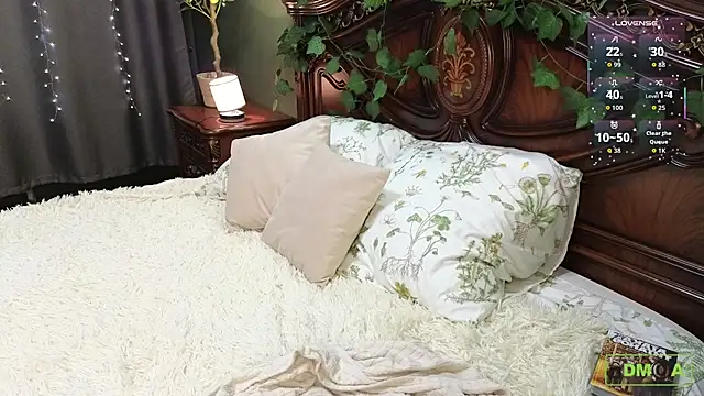 Snapshot of Charlotte_wow chatting on November 24, 9:36 pm Charlotte wow online show from November 24, 9:36 pm