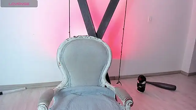 Alana Jones  online show from January 8, 12:37 pm