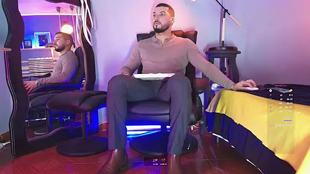Snapshot of HenryBenso chatting on March 10, 10:15 am HenryBenso online show from March 10, 10:15 am