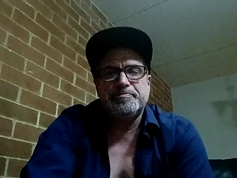 Naked Sk8r online show from January 18, 5:33 am