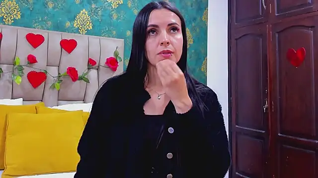 SuzanSmithh online show from February 27, 7:04 pm