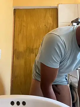 Snapshot of negro15cm17 chatting on February 4, 3:04 pm negro15cm17 online show from February 4, 3:04 pm