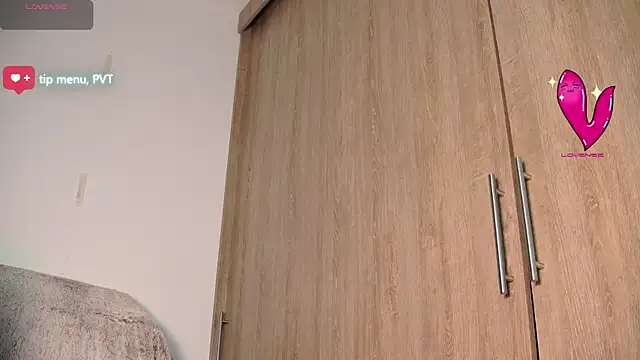 aidaadams online show from January 19, 9:13 am