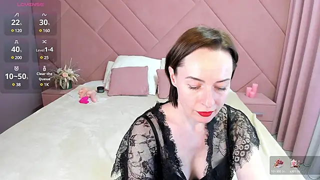 Jaqueline Richardson online show from February 10, 8:42 am