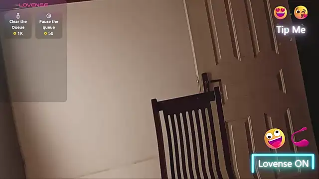 Snapshot of mimi-yangyang chatting on December 3, 1:31 pm mimi-yangyang online show from December 3, 1:31 pm