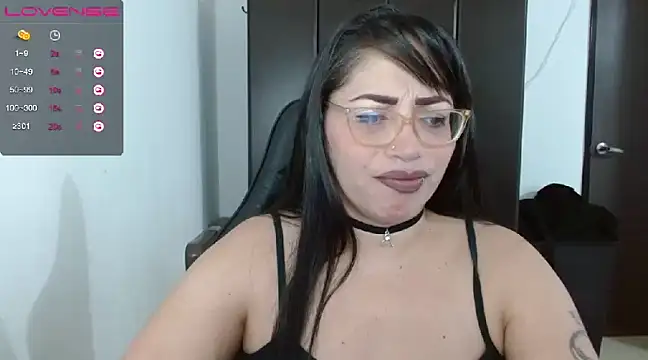 natashasmithe online show from January 22, 12:27 am