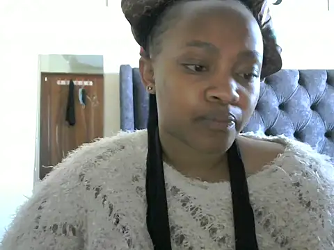 Snapshot of Brown_sexy chatting on January 16, 1:04 pm Brown sexy online show from January 16, 1:04 pm