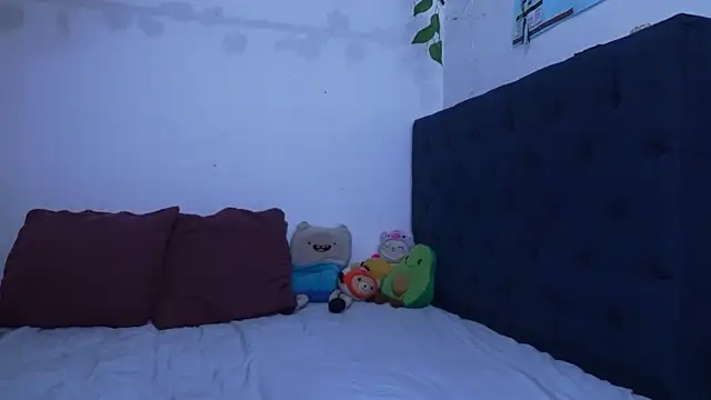 Snapshot of AliciaBasch chatting on November 9, 4:55 am AliciaBasch online show from November 9, 4:55 am