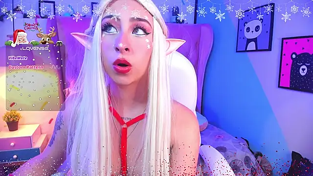 Snapshot of _cloe_martinez chatting on December 21, 10:51 pm cloe martinez online show from December 21, 10:51 pm