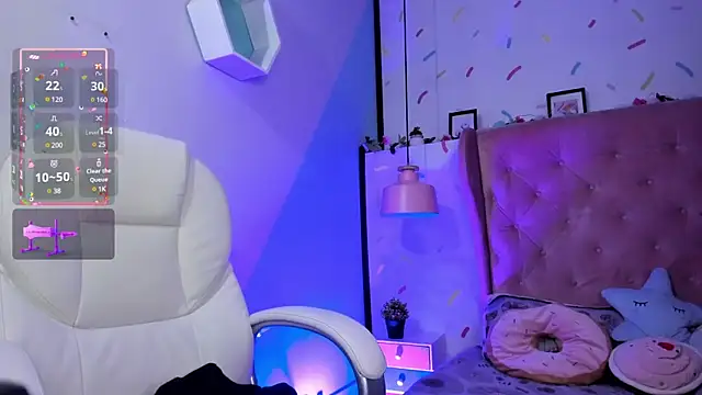 Snapshot of _cloe_martinez chatting on January 12, 2:14 am cloe martinez online show from January 12, 2:14 am