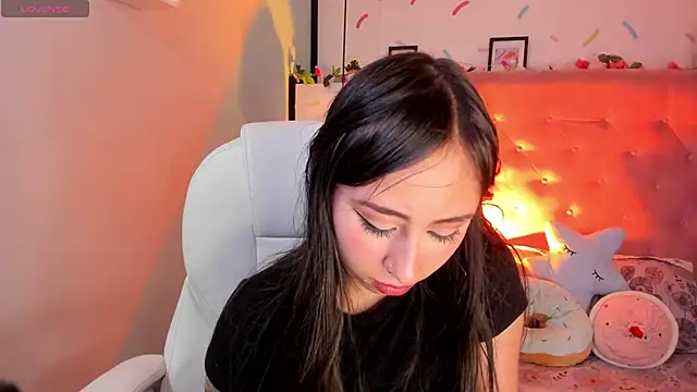 Snapshot of _cloe_martinez chatting on February 1, 2:16 am cloe martinez online show from February 1, 2:16 am