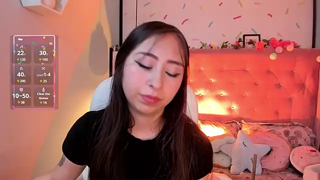 Snapshot of _cloe_martinez chatting on February 5, 8:35 pm cloe martinez online show from February 5, 8:35 pm