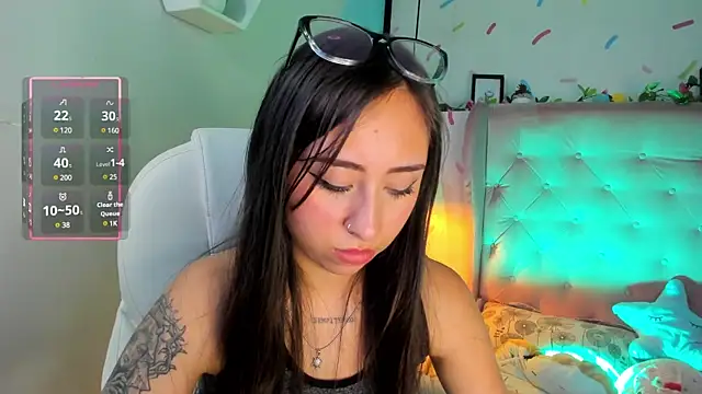 Snapshot of _cloe_martinez chatting on February 22, 10:20 pm cloe martinez online show from February 22, 10:20 pm