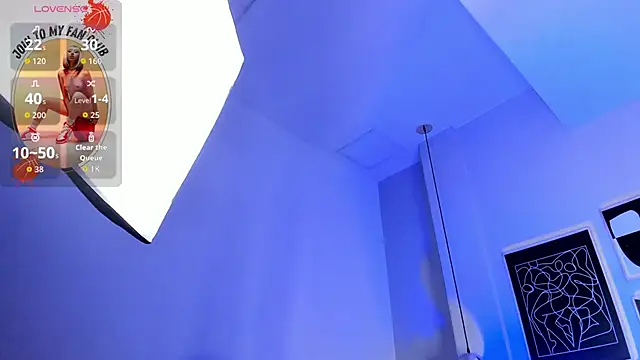 Snapshot of _cloe_martinez chatting on October 1, 11:11 pm cloe martinez online show from October 1, 11:11 pm