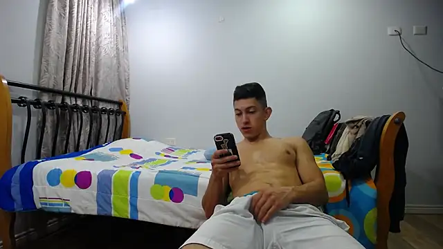 Iam yourbabyprincess XD online show from March 4, 5:00 am